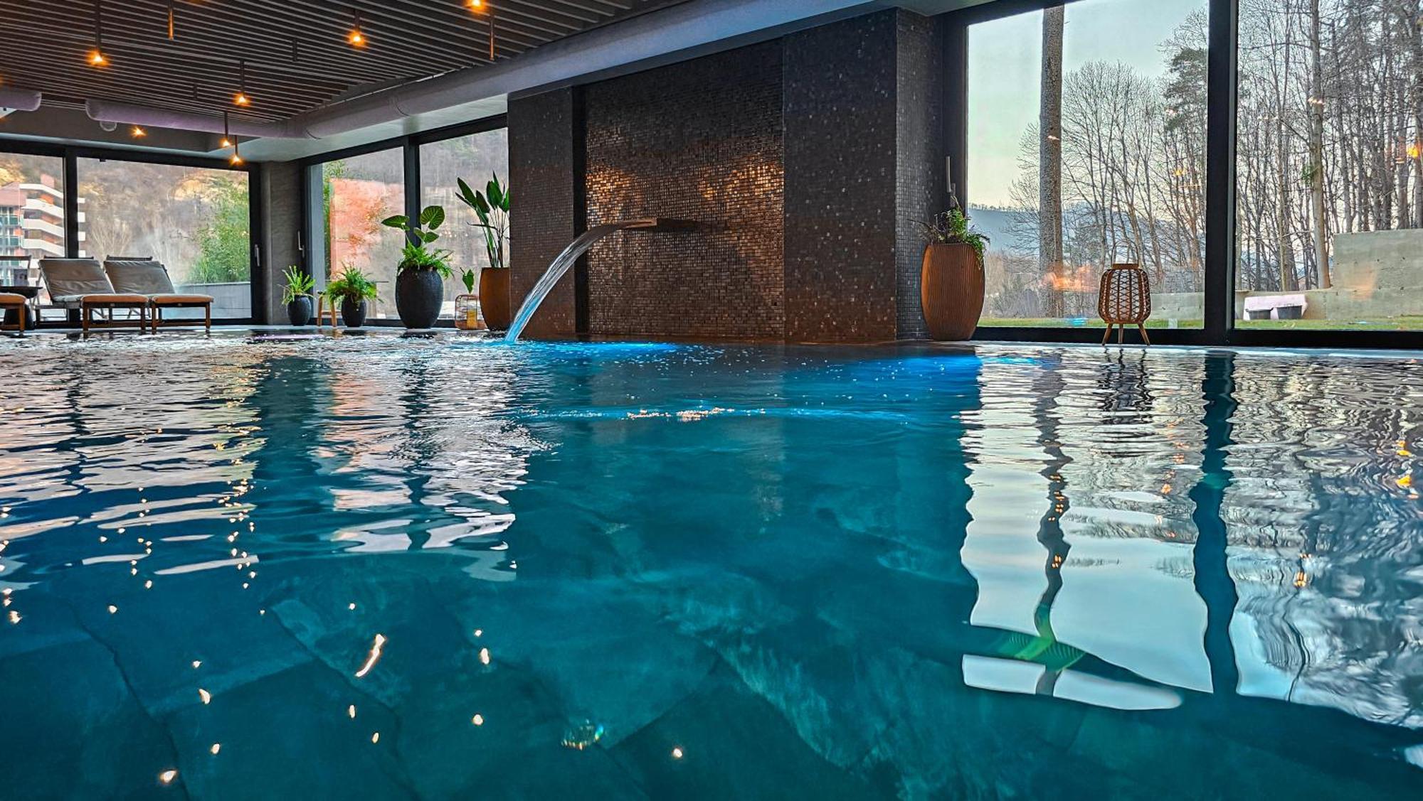 Hotel Bucura Călimăneşti Dış mekan fotoğraf